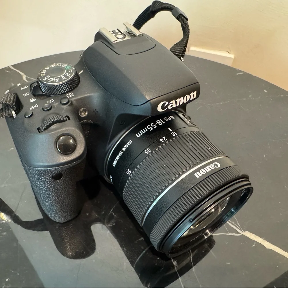 Canon EOS Rebel T7i DSLR Camera + 18–55mm Lens – Excellent Condition
